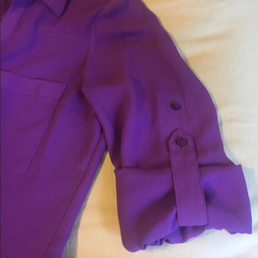Adjustable sleeve purple express blouse